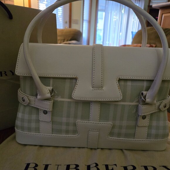 Burberry Purse - Picture 2 of 5
